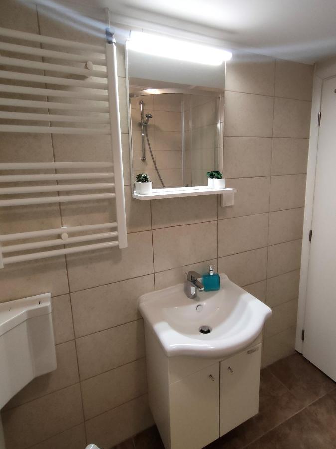 Comfort Rooms Remiza - Free Private Parking - Self Check-In Zagreb Dış mekan fotoğraf